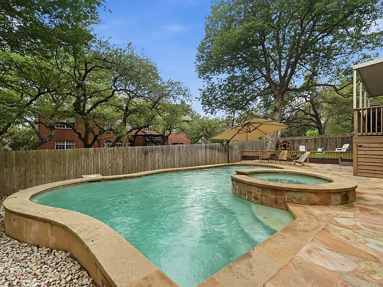 11222 Tracton Ln — Photo 36