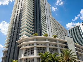 1250 S Miami Ave