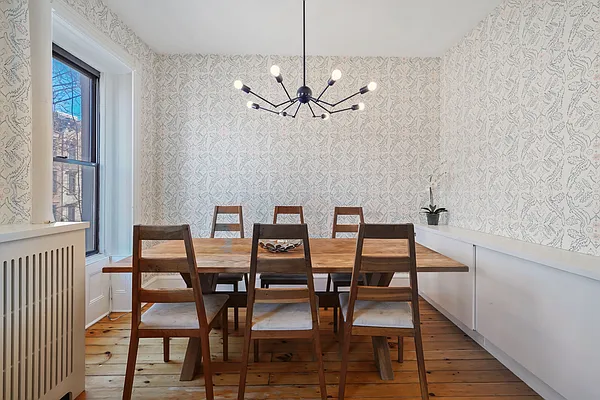 Sold by Avenue Sotheby's International Realty | media 5