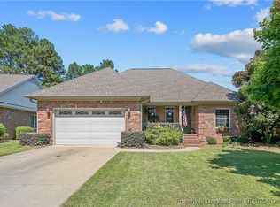 7012 Pitcairn Dr, Fayetteville, NC 28306