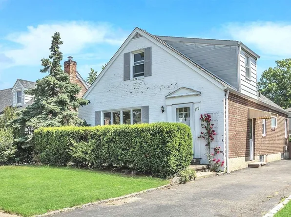 117 Roberta Street, Valley Stream, NY 11580