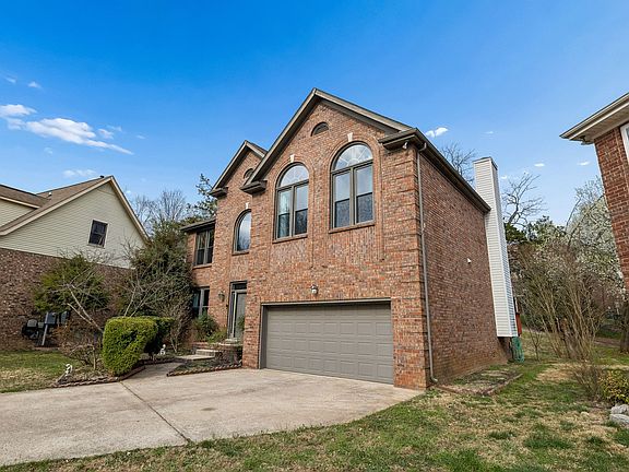 3rd image of 2213 S Ashford Ct