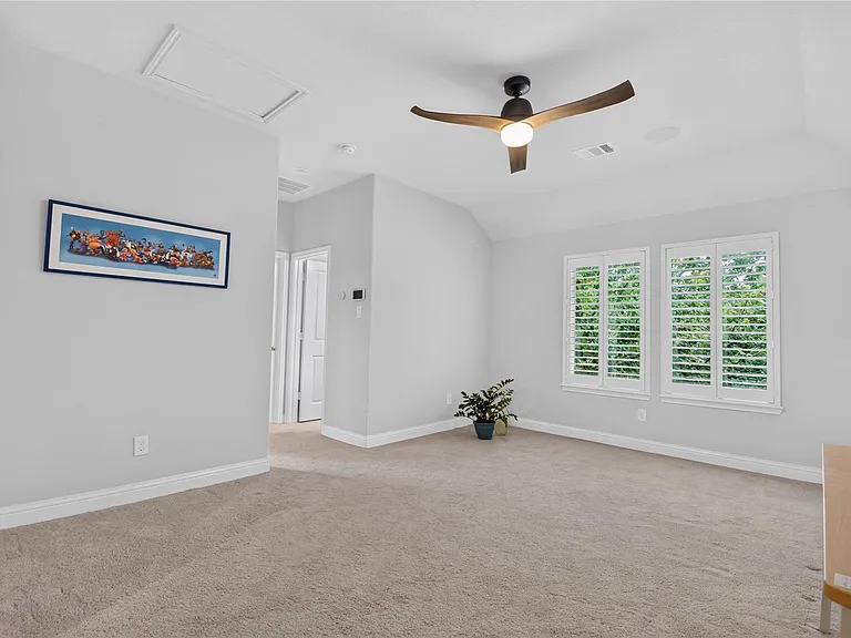2524 Hagerman Ct — Photo 31