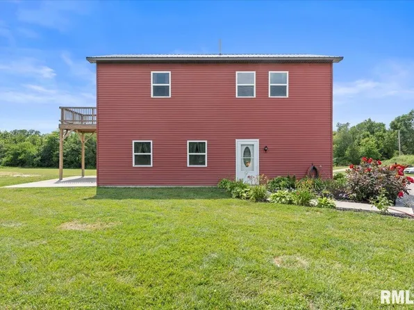 9379 Illini Ln, Palmyra, IL 62674