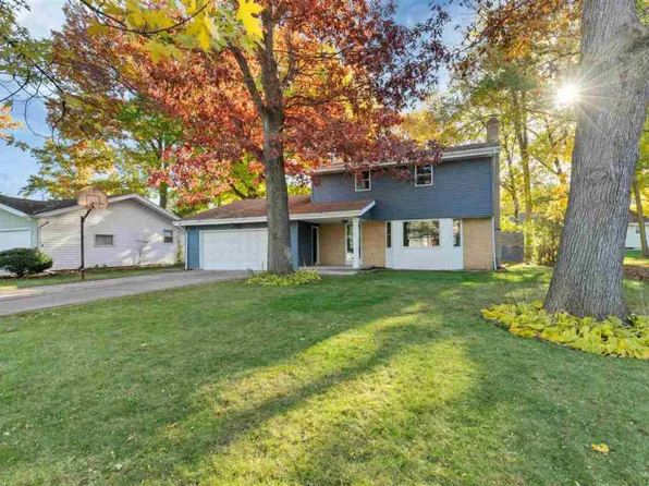515 Scott Dr, Green Bay, WI 54303