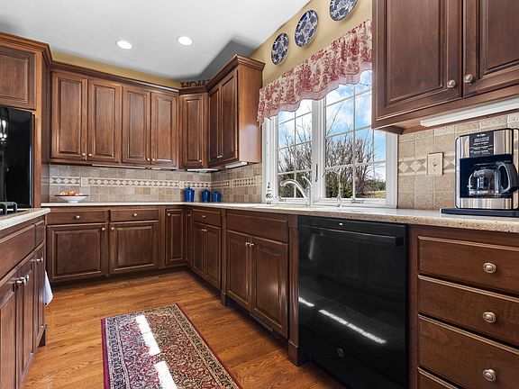 4th image of 10125 Creek Ridge Trl