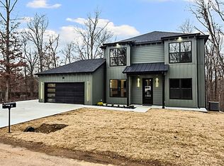18 Dunstable Dr, Bella Vista, AR 72714