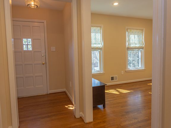 2nd image of 6734 Towne Lane Ct