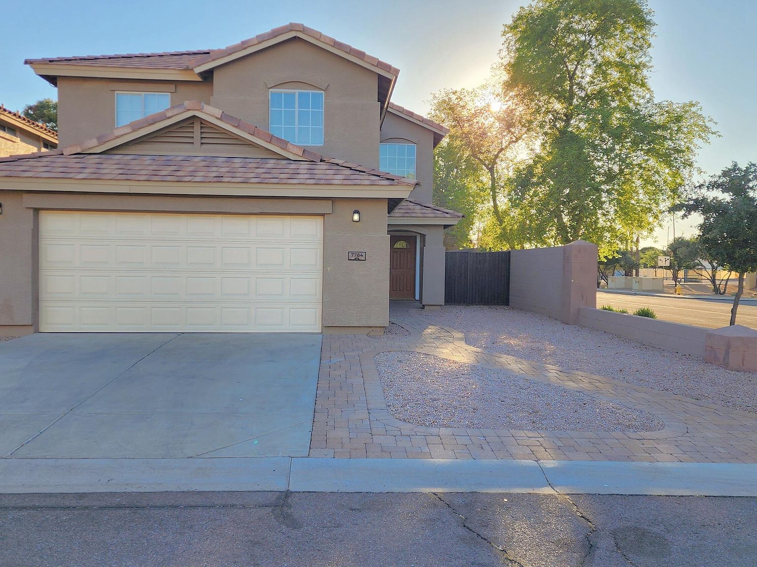 nalu＊-11138 Nalu Top (3-Way) - Black Onyx