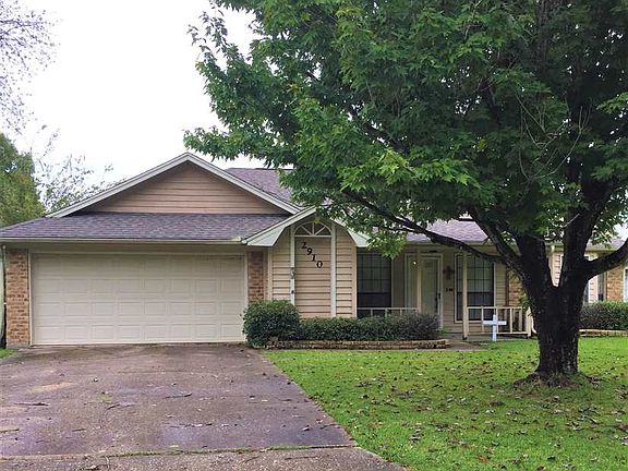 2nd image of 2910 Bonney Briar Pl