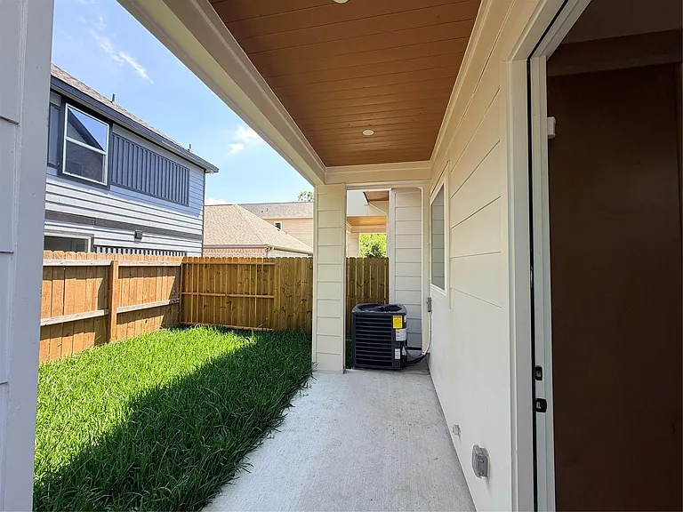 7937 Sparta St — Photo 23