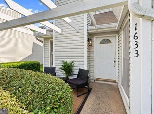 1633 Homestead Trl, Alpharetta, GA 30004