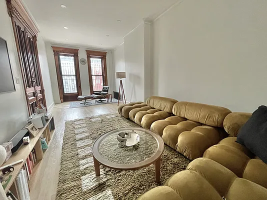 Rented by Oxford Property Group | media 6