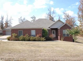 1569 Brookshire Dr, Benton, AR 72019