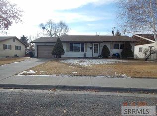 498 Collins St, Blackfoot, ID 83221