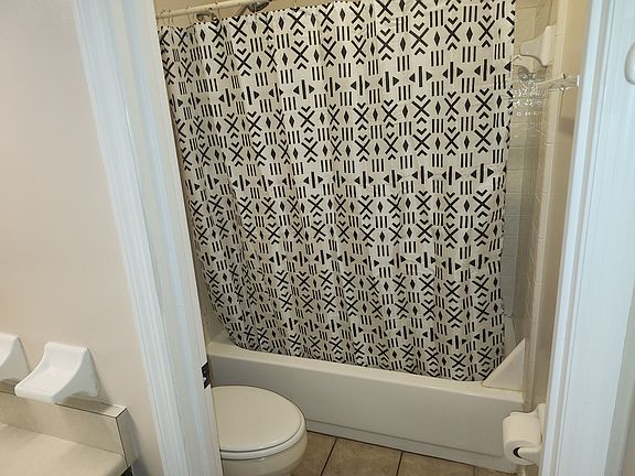 5th image of 3076 Ironwood Dr