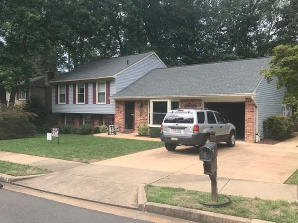 15804 Vista Dr, Dumfries, VA 22025