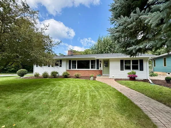 5318 Regent St, Madison, WI 53705