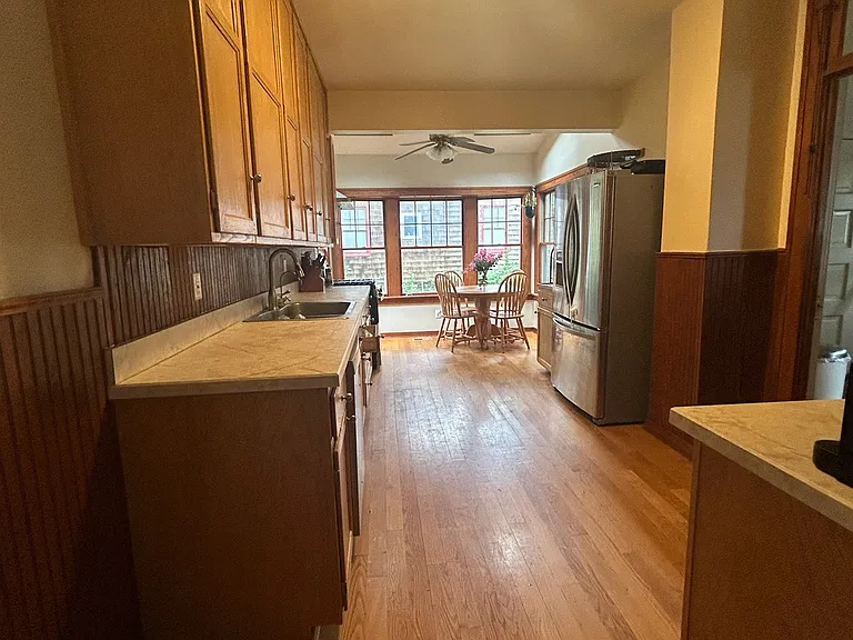 Kitchen. Nook area