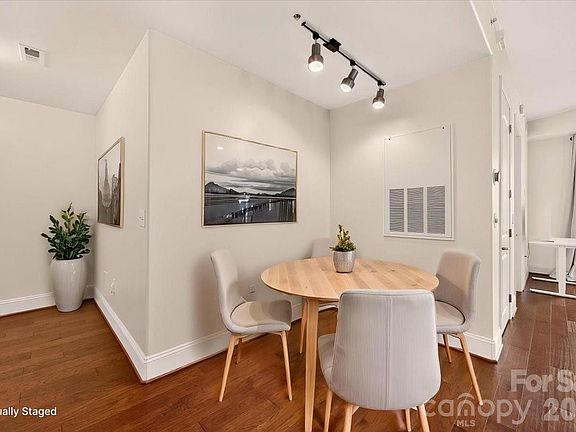 5th image of 4625 Piedmont Row Dr Unit 316