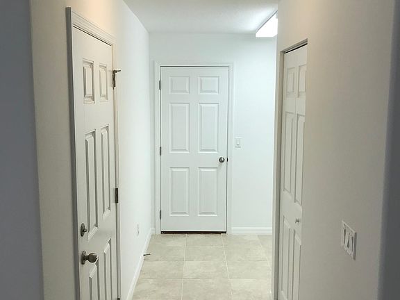 4th image of 38 Bren Mar Ln #A