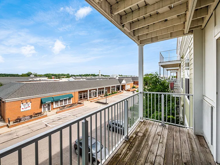 The Heights at Worthington Place — Photo 9