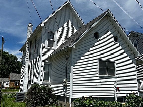 4th image of 405 8th St