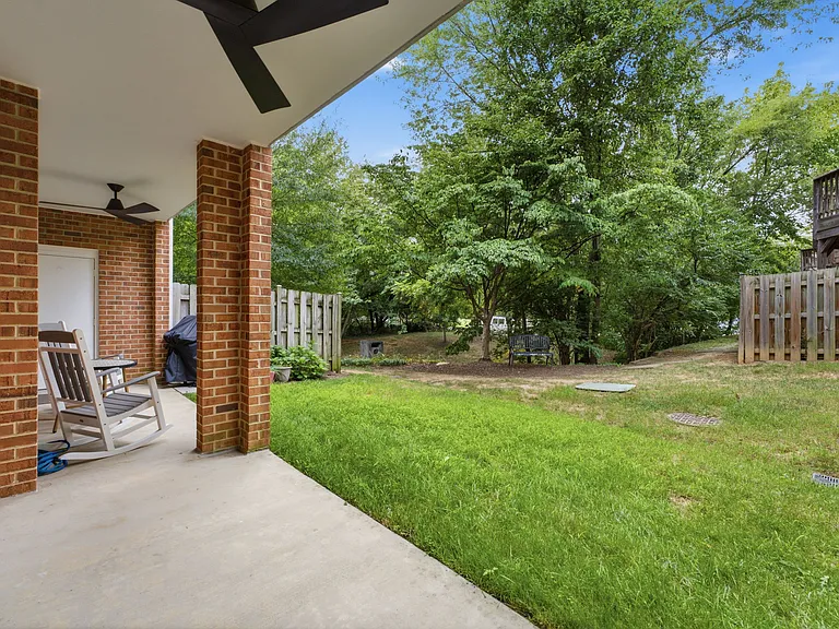 6932 Fairfax Dr #100 — Photo 42