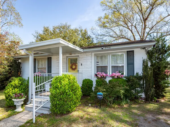9008 Timber St, Charleston, SC 29406