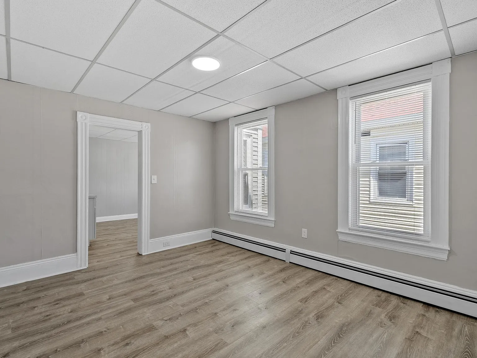 4 bed, 1150 sqft, $2,700 — Photo 3