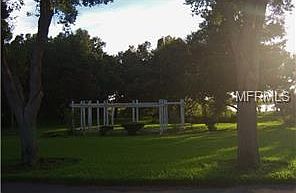 2nd image of Royal Palm Dr