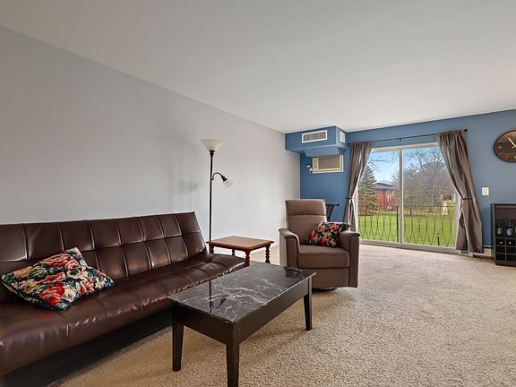 5th image of 2319 E Olive St APT 2E
