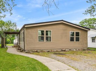 827 N 11th St, Decatur, IN 46733