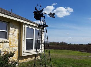 547 Zuehl Rd, Marion, TX 78124