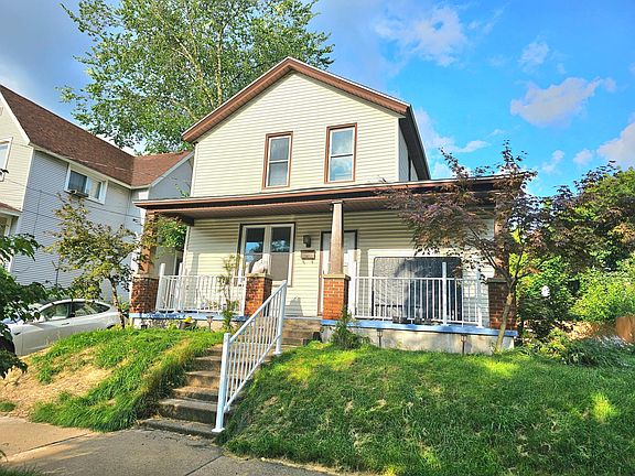 5th image of 606 Pine Ave SW #4