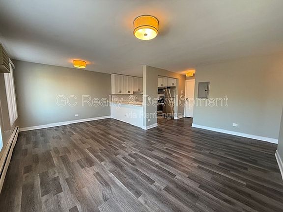 3rd image of 800 Graceland Ave #304