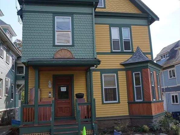 21 Conway St #1, Roslindale, MA 02131