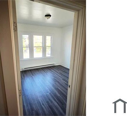 1st image of 84 Chestnut St #1