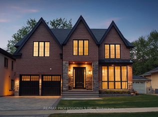 152 Wells St, Aurora, ON L4G1T7