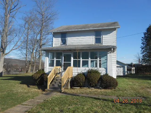 265 W 8th St photo 1