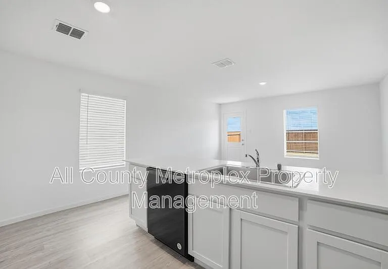 6225 Kingfisher Way — Photo 20