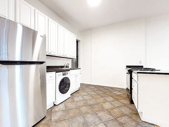 5th image of 2413 Adam Clayton Powell Jr Blvd #2FL1