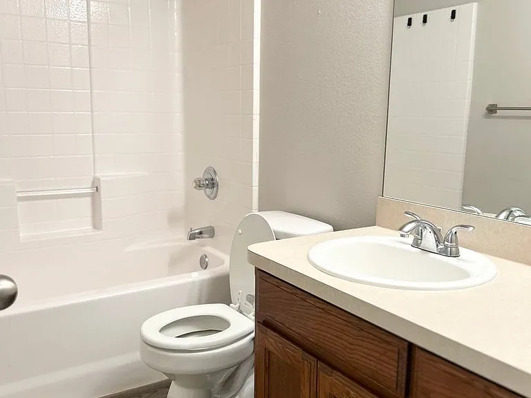 2608 Castle Rd — Photo 19
