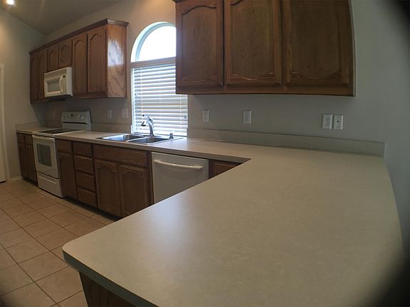 5th image of 12617 Cottageville Ln