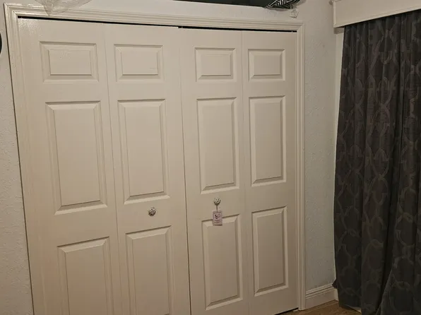 1052 SW Canary Ter #2, Pt Saint Lucie, FL 34953
