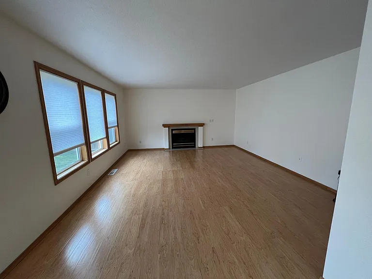 5213 43rd Ct SE — Photo 6