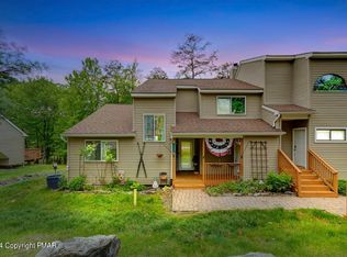 3337 Windermere Dr, Bushkill, PA 18324