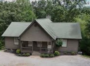 136 Gold Ditch Rd, Cleveland, GA 30528