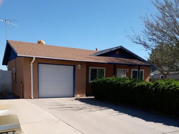 440 Calle Don Demetrio NE, Los Lunas, NM 87031