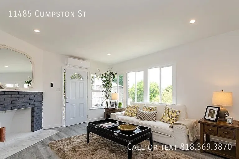 11485 Cumpston St — Photo 2